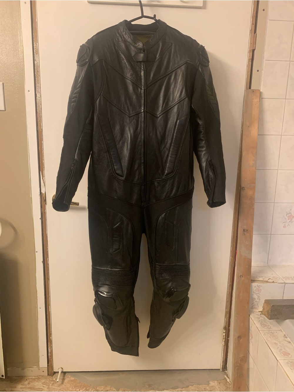 Men's Black Leather Motorcycle Riding Suit